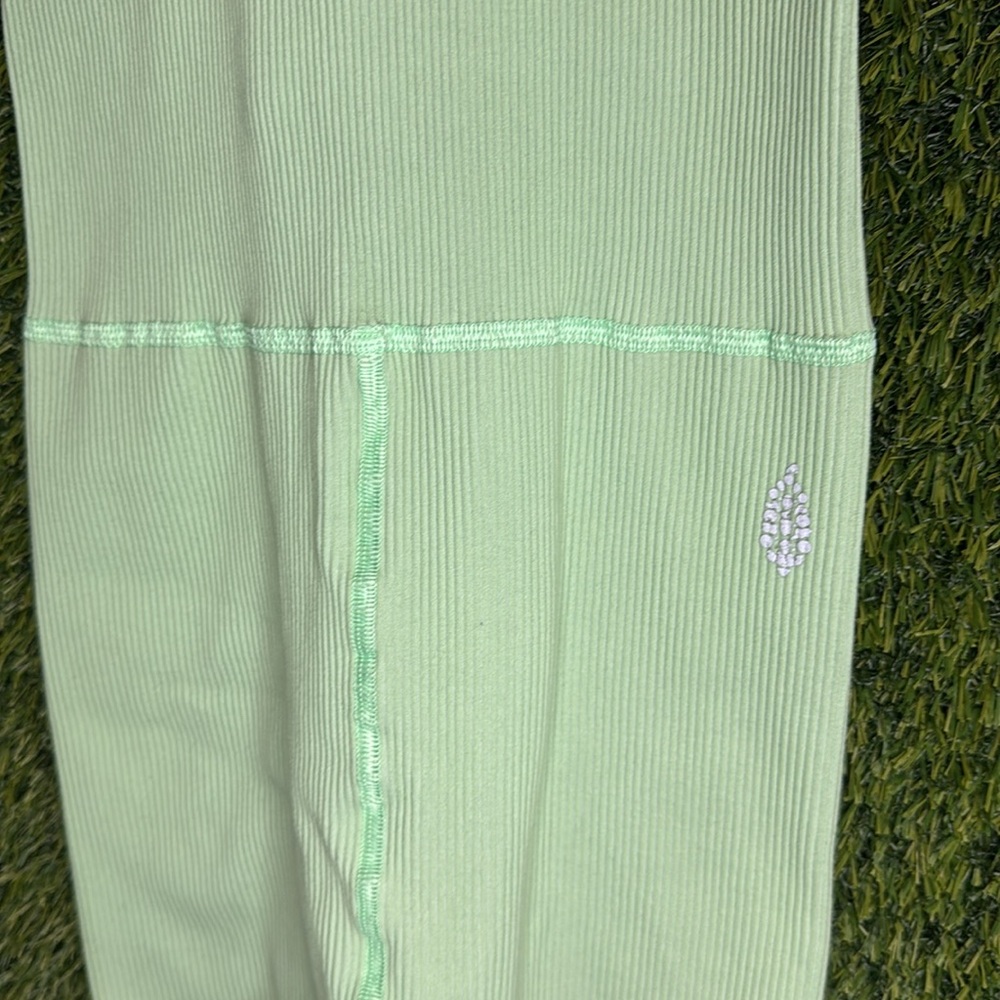 NWOT Free People FP Movement Free Throw Onesie Jumpsuit S Small Green - Picture 5 of 8